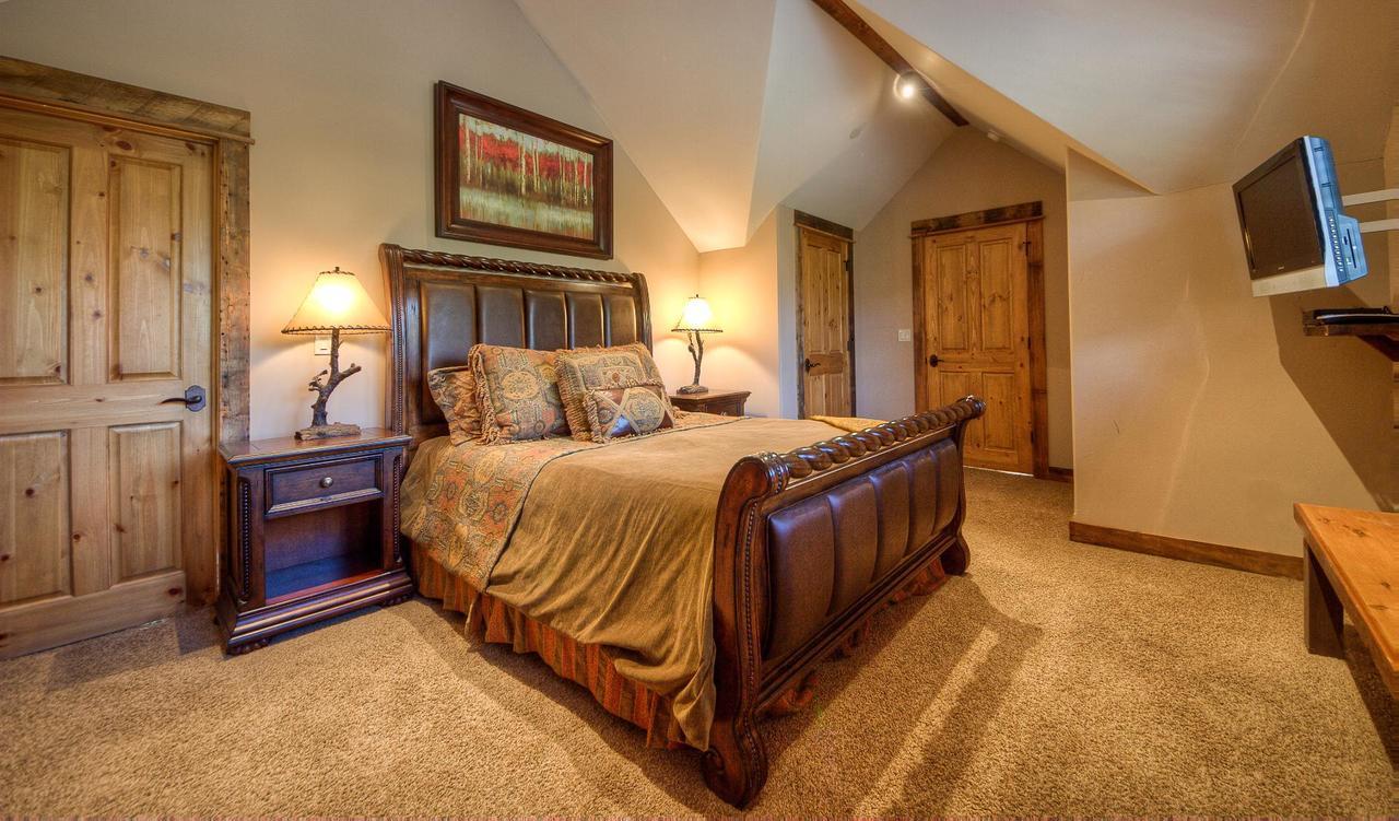 Antler Ridge Lodge Big Sky Dış mekan fotoğraf